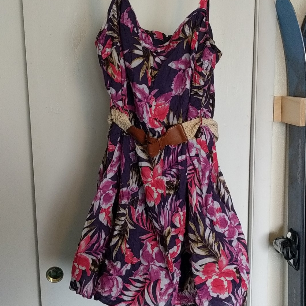Torrid 26 Hawaiian spaghetti strap belt dress